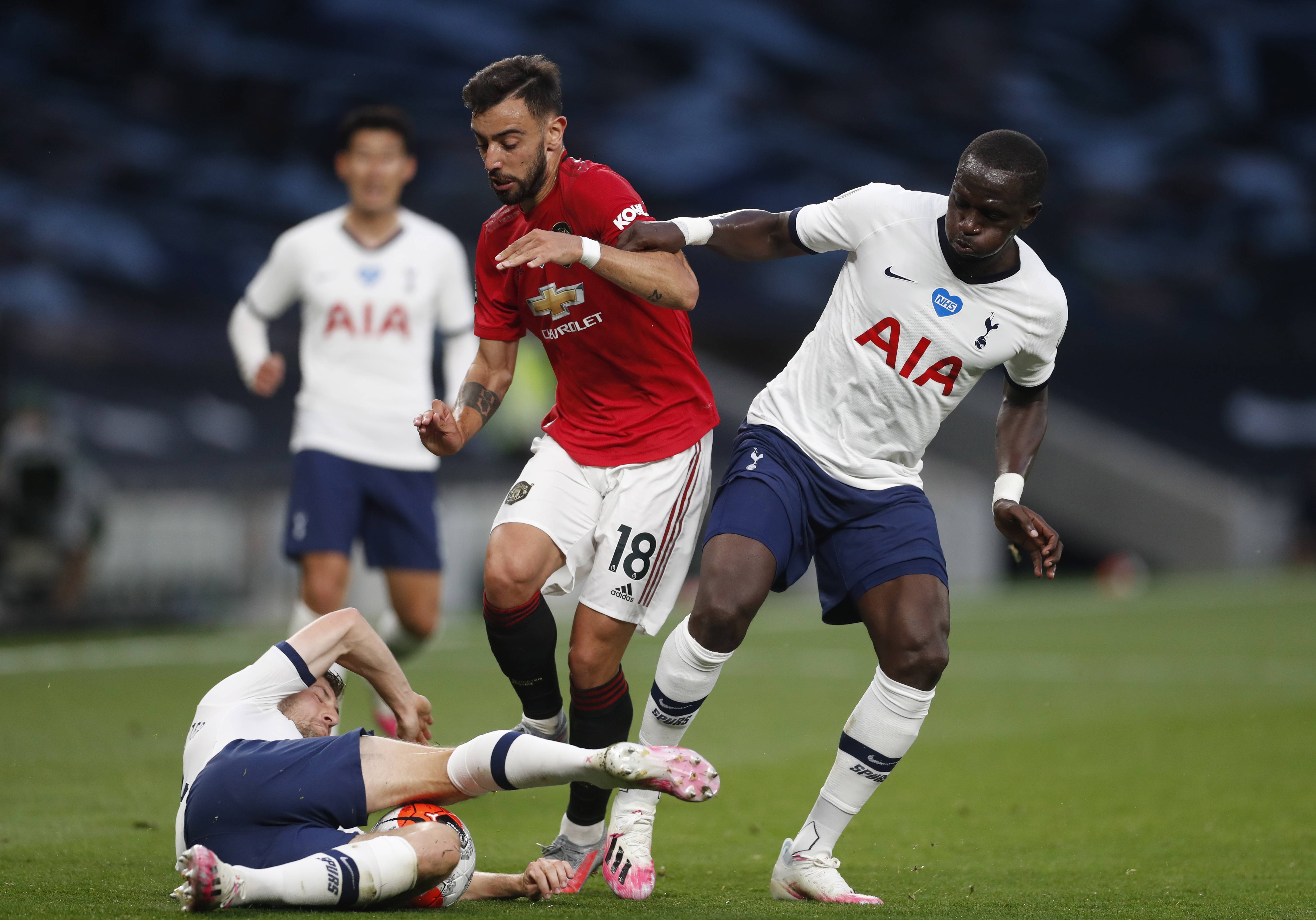 中场的压迫 中场的压迫